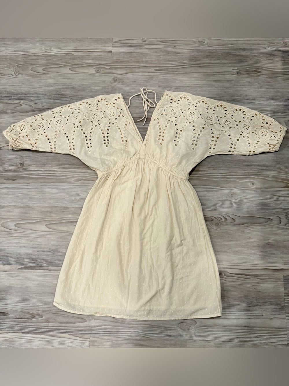 LOVESTITCH Cream Eyelet Boho Dress. Womens Size Small. 100% Cotton. EUC